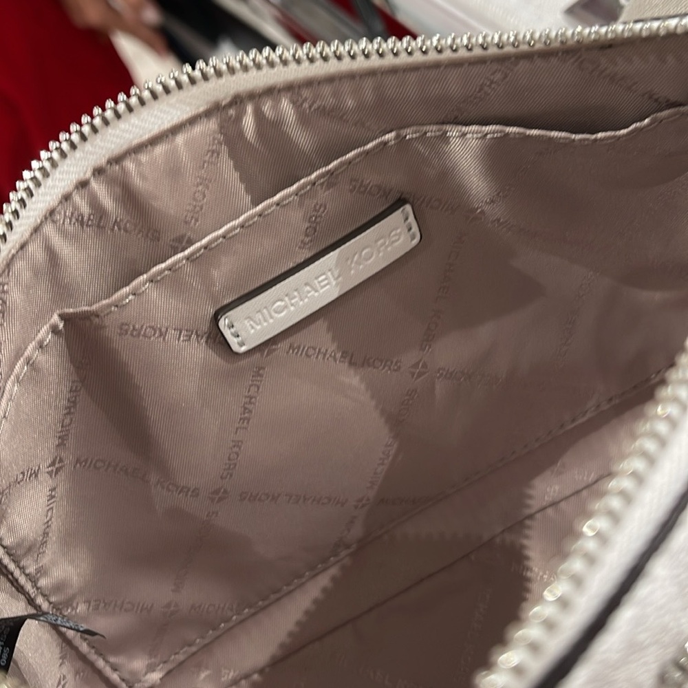 Michael Kors Jet Set Signature Logo Crossbody Bag with Case  Apple Airpods Pro® - Picture 11 of 16